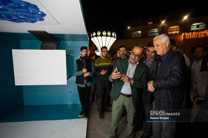 آیین بهره‌برداری از نخستین بازیکده نور کشور در اصفهان