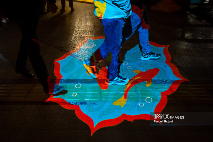 آیین بهره‌برداری از نخستین بازیکده نور کشور در اصفهان