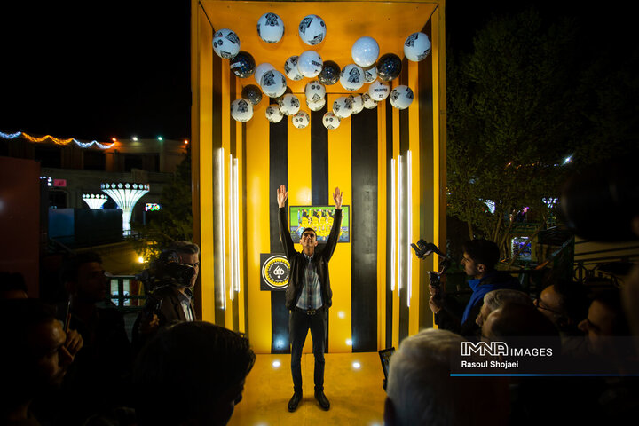 آیین بهره‌برداری از نخستین بازیکده نور کشور در اصفهان