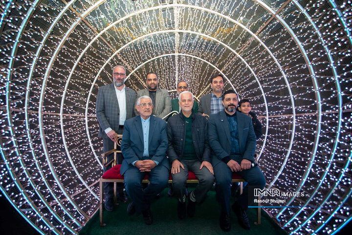 آیین بهره‌برداری از نخستین بازیکده نور کشور در اصفهان