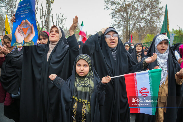 فیلم| خروش مردم اهواز در جمعه‌های خشم و نصر