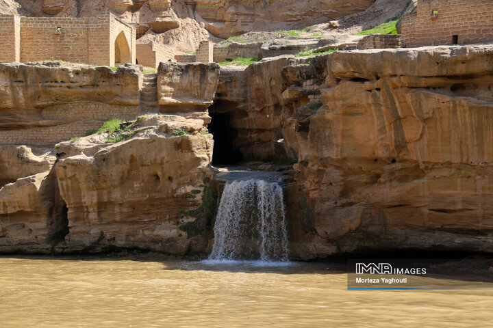 سازه‌های آبی شوشتر میزبان مسافران نوروزی