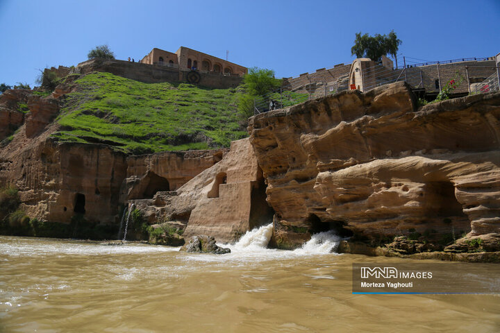 سازههای آبی شوشتر میزبان مسافران نوروزی