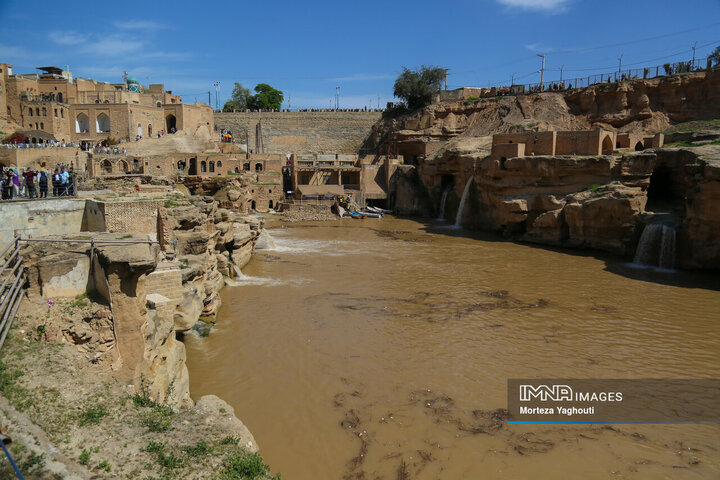 سازههای آبی شوشتر میزبان مسافران نوروزی