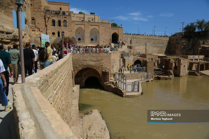 سازههای آبی شوشتر میزبان مسافران نوروزی