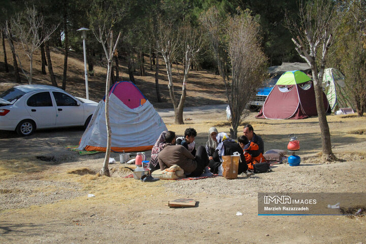 باغ فدک در هشتمین روز از تعطیلات نوروزی