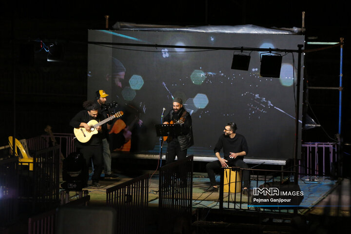 باغ فدک در هشتمین روز از تعطیلات نوروزی