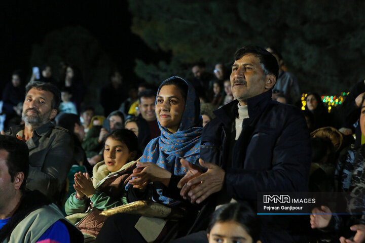 باغ فدک در هشتمین روز از تعطیلات نوروزی