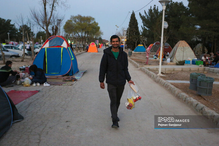 باغ فدک در هشتمین روز از تعطیلات نوروزی