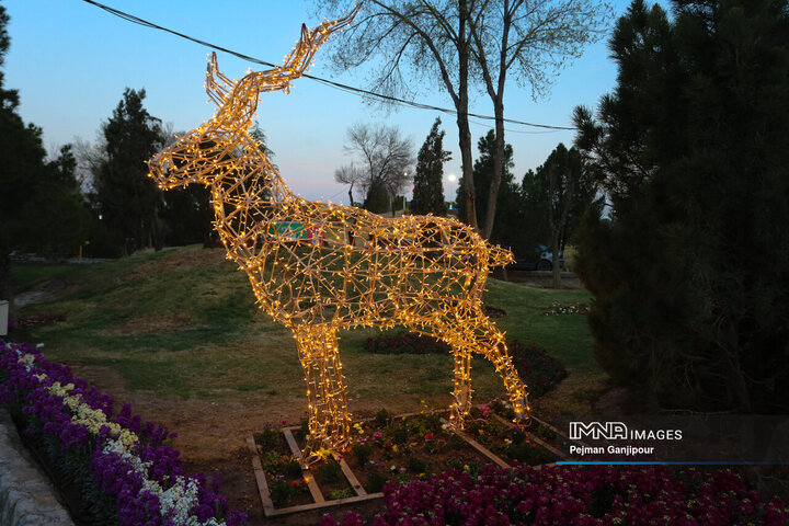 باغ فدک در هشتمین روز از تعطیلات نوروزی