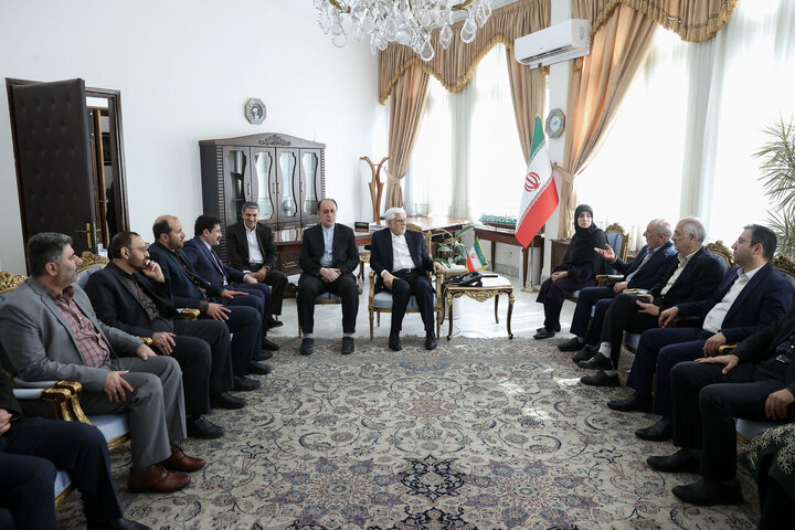 جذب سرمایه داخلی و خارجی اولویت دولت در سال جاری است