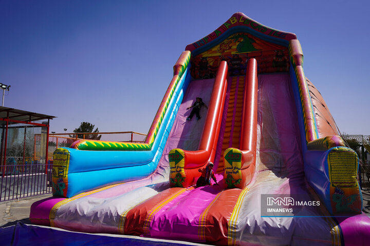 نهمین روز تعطیلات نوروزی در مجموعه باغ فدک اصفهان