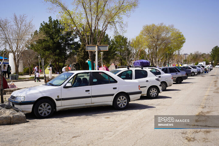 نهمین روز تعطیلات نوروزی در مجموعه باغ فدک اصفهان