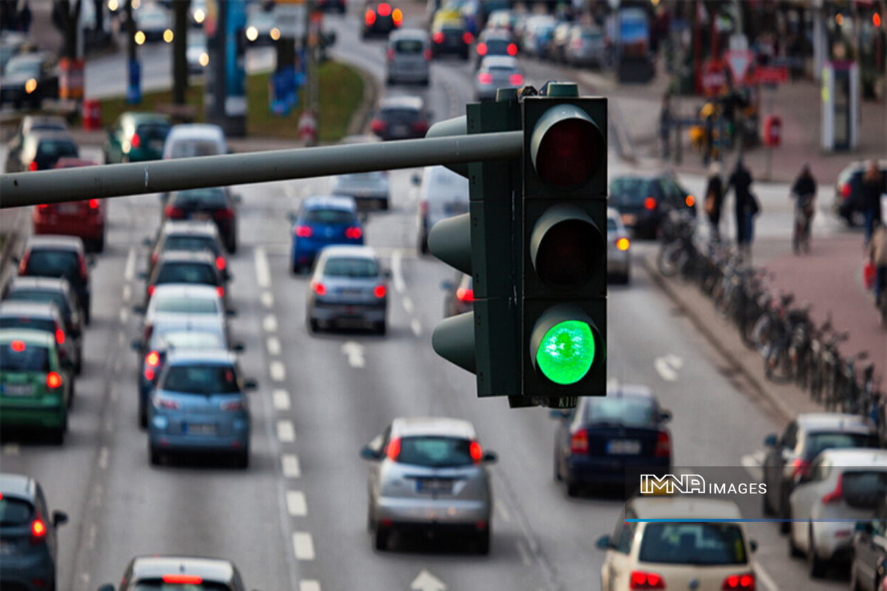 تاثیر فناوری هوش مصنوعی و حسگرها در بهینهسازی ترافیک