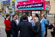 بازدید شهردار، رئیس و اعضای شورای شهر اصفهان از روند خدمات‌دهی اتوبوس گردشگری