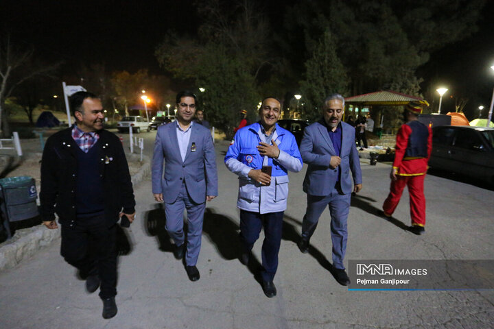 بازدید مسئولان از باغ فدک در نهمین روز از تعطیلات نوروزی