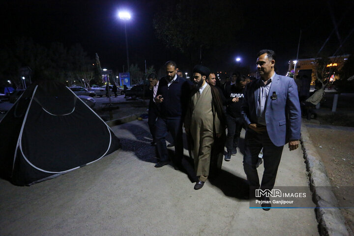 بازدید مسئولان از باغ فدک در نهمین روز از تعطیلات نوروزی