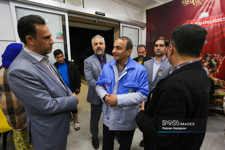 بازدید مسئولان از باغ فدک در نهمین روز از تعطیلات نوروزی