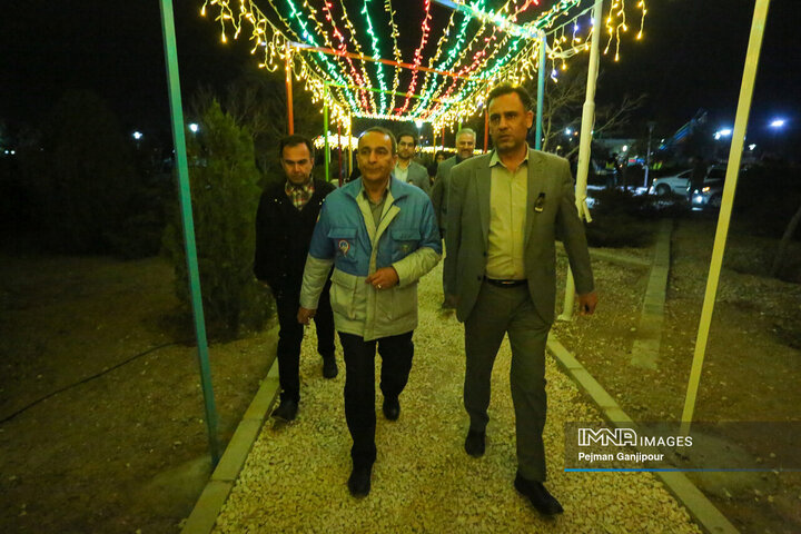 بازدید مسئولان از باغ فدک در نهمین روز از تعطیلات نوروزی