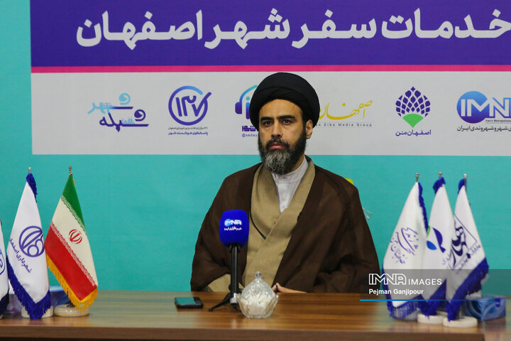 بازدید مسئولان از باغ فدک در نهمین روز از تعطیلات نوروزی