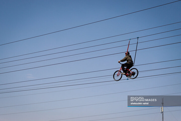 بازدید اعضای شورای شهر اصفهان از شهربازی شهر رویاها