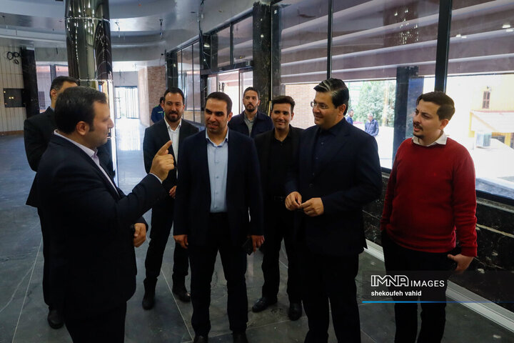 بازدید اعضای شورای شهر اصفهان از شهربازی شهر رویاها