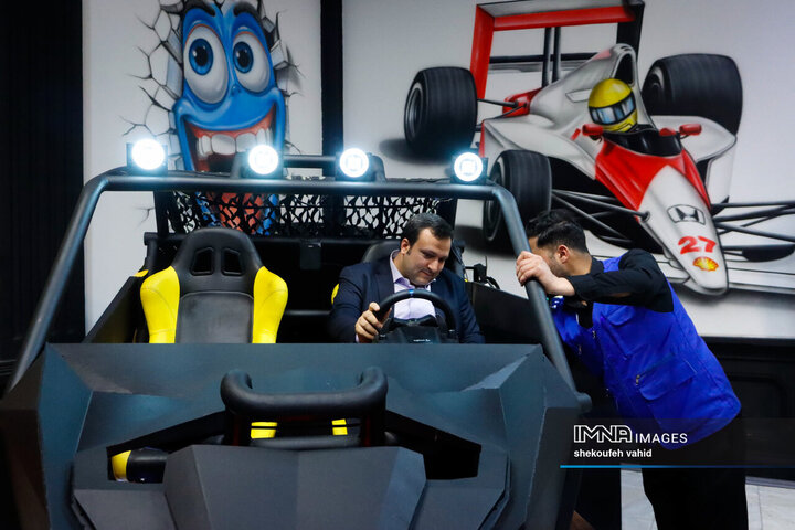 بازدید اعضای شورای شهر اصفهان از شهربازی شهر رویاها