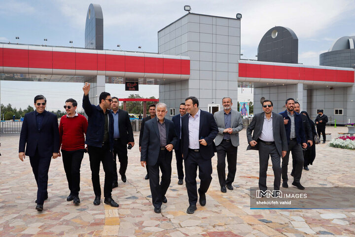 بازدید اعضای شورای شهر اصفهان از شهربازی شهر رویاها