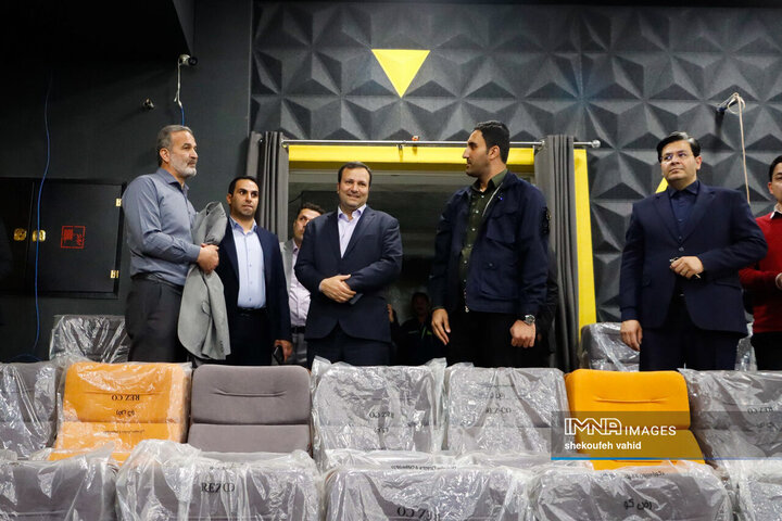 بازدید اعضای شورای شهر اصفهان از شهربازی شهر رویاها