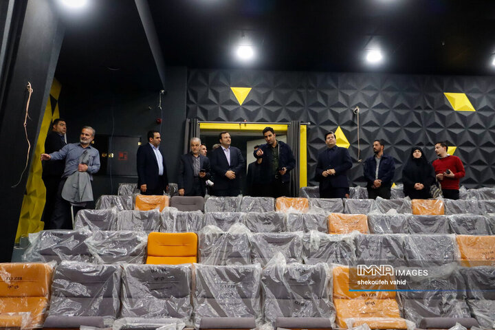 بازدید اعضای شورای شهر اصفهان از شهربازی شهر رویاها