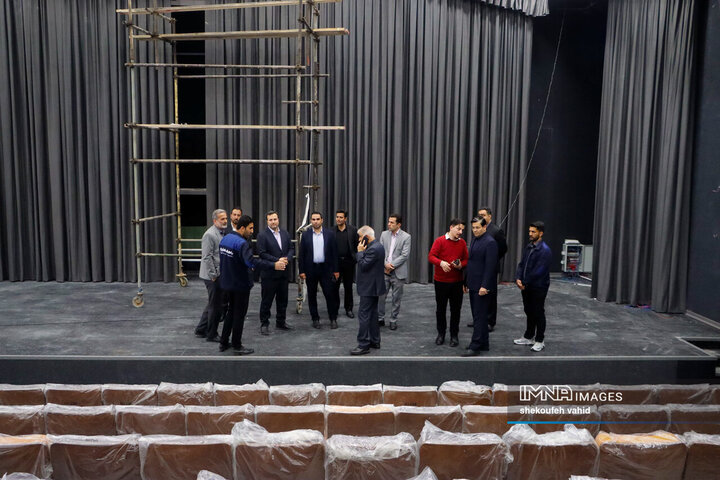 بازدید اعضای شورای شهر اصفهان از شهربازی شهر رویاها