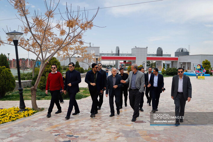 بازدید اعضای شورای شهر اصفهان از شهربازی شهر رویاها