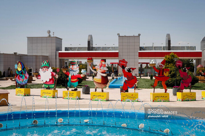 بازدید اعضای شورای شهر اصفهان از شهربازی شهر رویاها