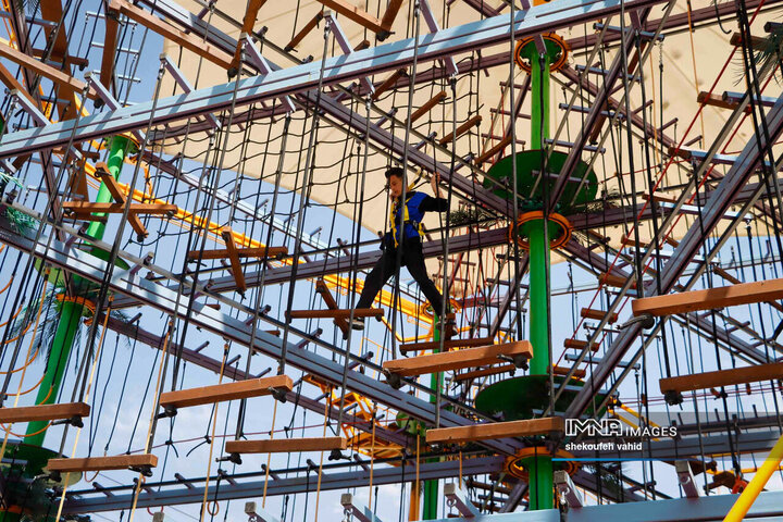 بازدید اعضای شورای شهر اصفهان از شهربازی شهر رویاها