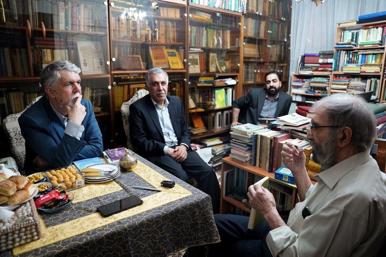 دیدار نوروزی وزیر فرهنگ با موسوی گرمارودی