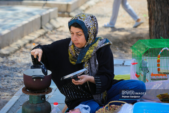 دهمین روز از تعطیلات نوروزی در باغ فدک