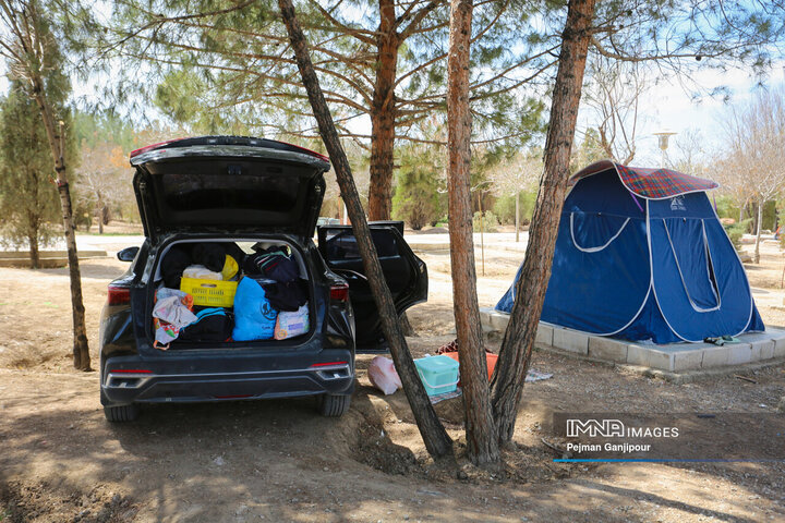 دهمین روز از تعطیلات نوروزی در باغ فدک