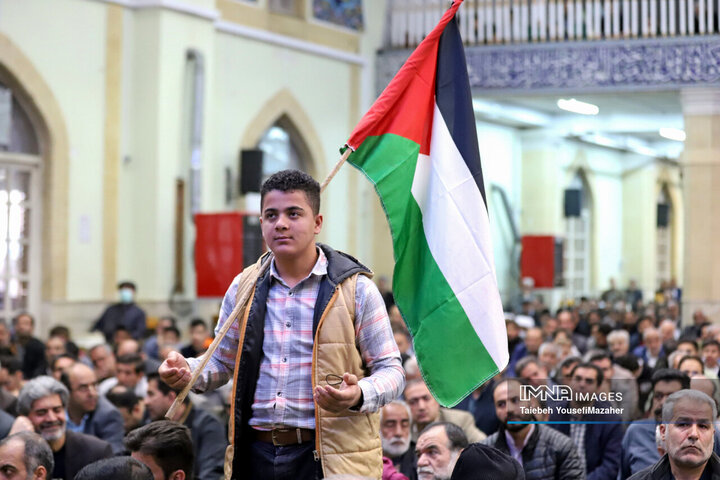 اقامه نماز عید سعید فطر در همدان