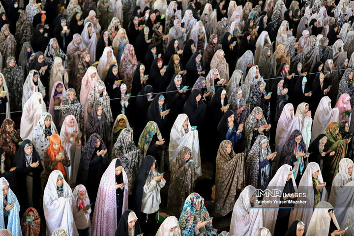 اقامه نماز عید سعید فطر در همدان