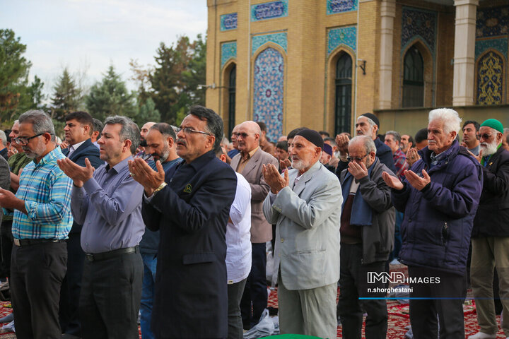 اقامه نماز عید سعید فطر در کرج