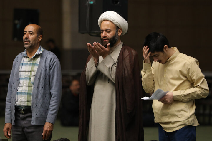 اقامه نماز عید سعید فطر به امامت رهبر انقلاب