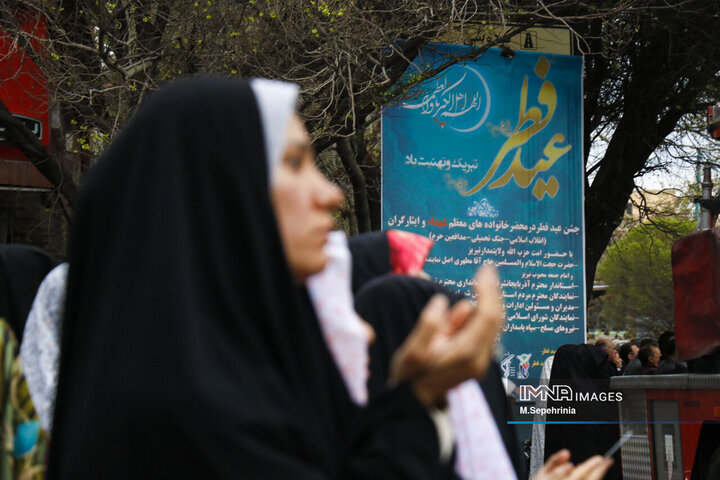 اقامه نماز عید سعید فطر در تبریز