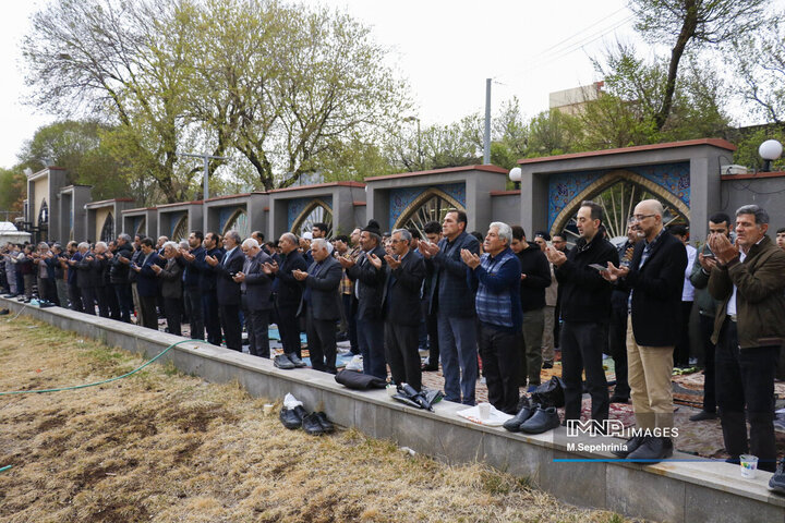 اقامه نماز عید سعید فطر در تبریز