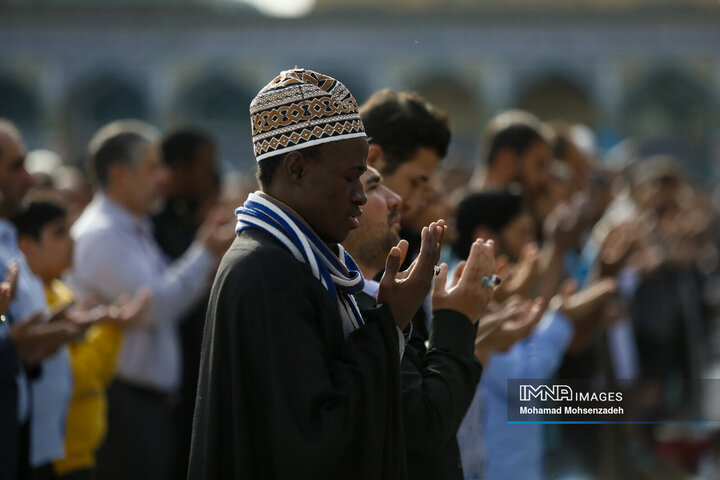 اقامه نماز عید سعید فطر در قم