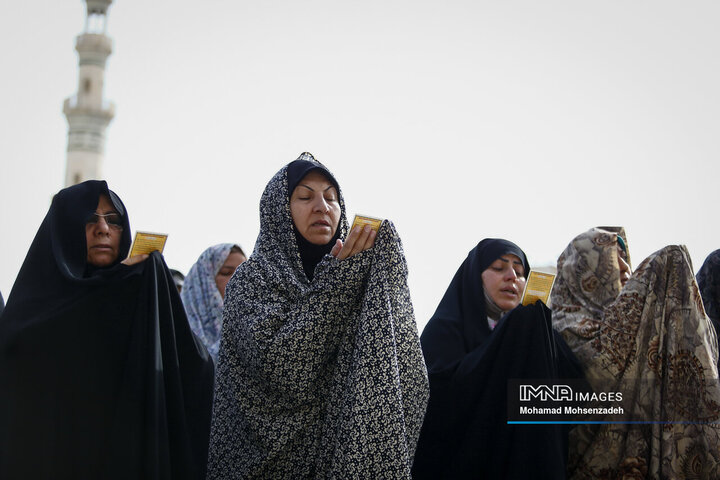 اقامه نماز عید سعید فطر در قم