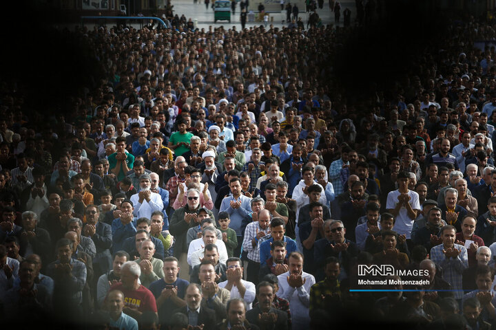 اقامه نماز عید سعید فطر در قم