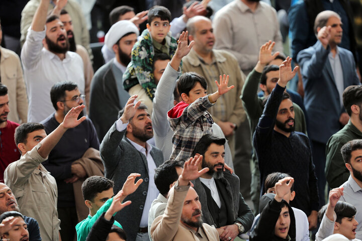 اقامه نماز عید سعید فطر به امامت رهبر انقلاب