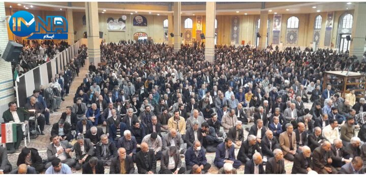 حضور پرشور مردم ایلام در نماز عید سعید فطر+ تصاویر