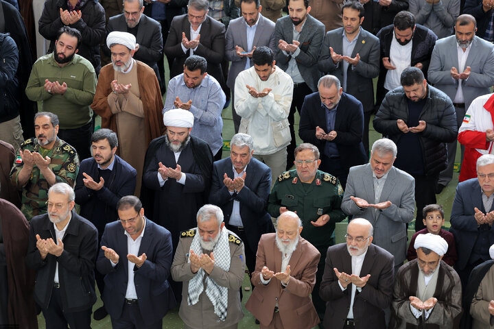 اقامه نماز عید سعید فطر به امامت رهبر انقلاب