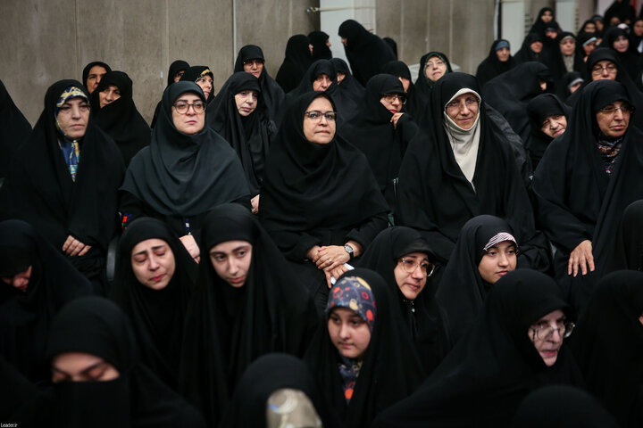 دیدار مسئولان نظام و سفرای کشورهای اسلامی با رهبر انقلاب